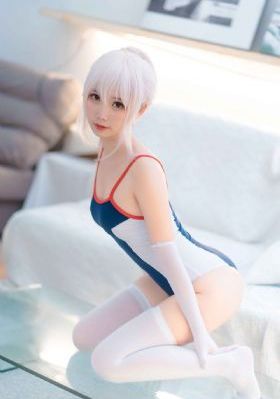 四月婷婷_高清神马在线观看